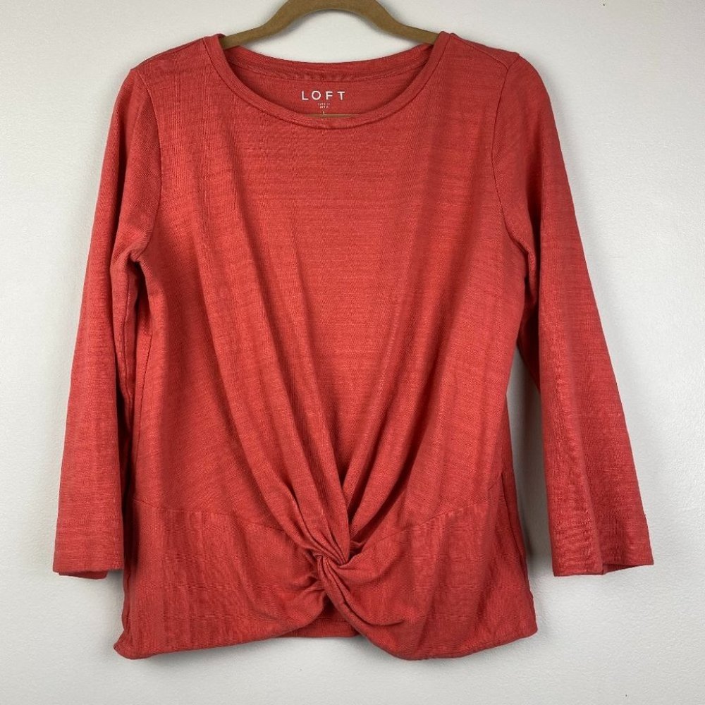 LOFT Large Twist Front 3/4 Sleeve Top